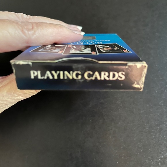 Batman Returns Playing Cards in Original Box - Picture 9 of 10